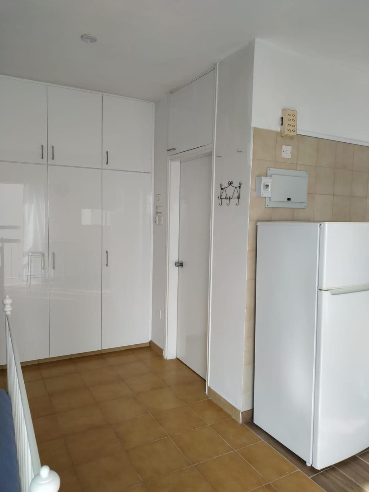 Mikis'S Seagate Studio Aprt. Ларнака Экстерьер фото